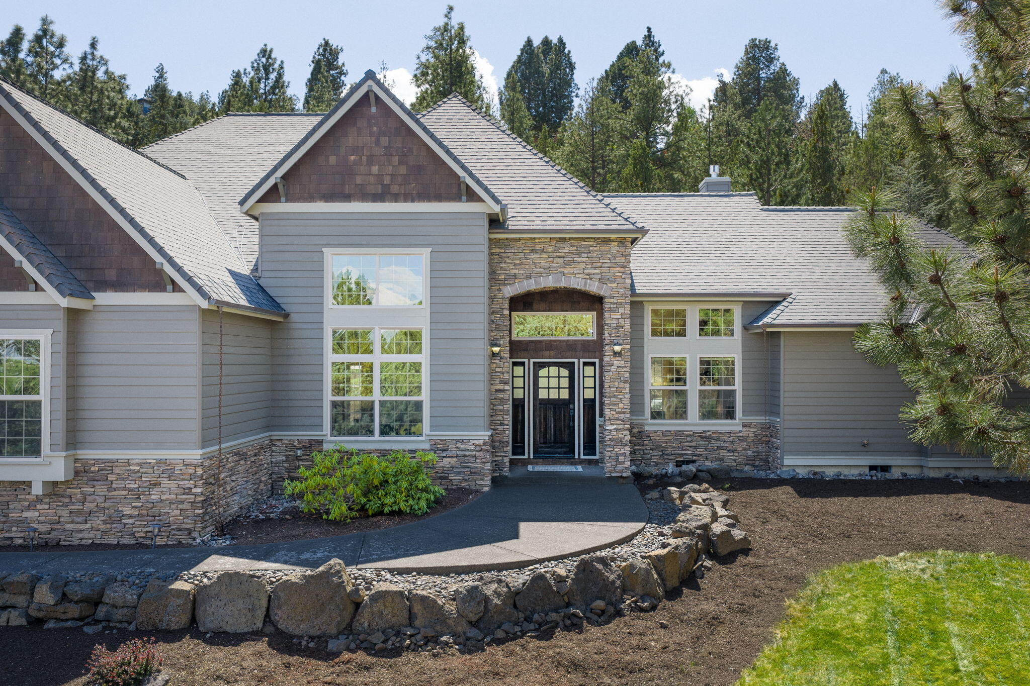 3193 NW Colonial Drive