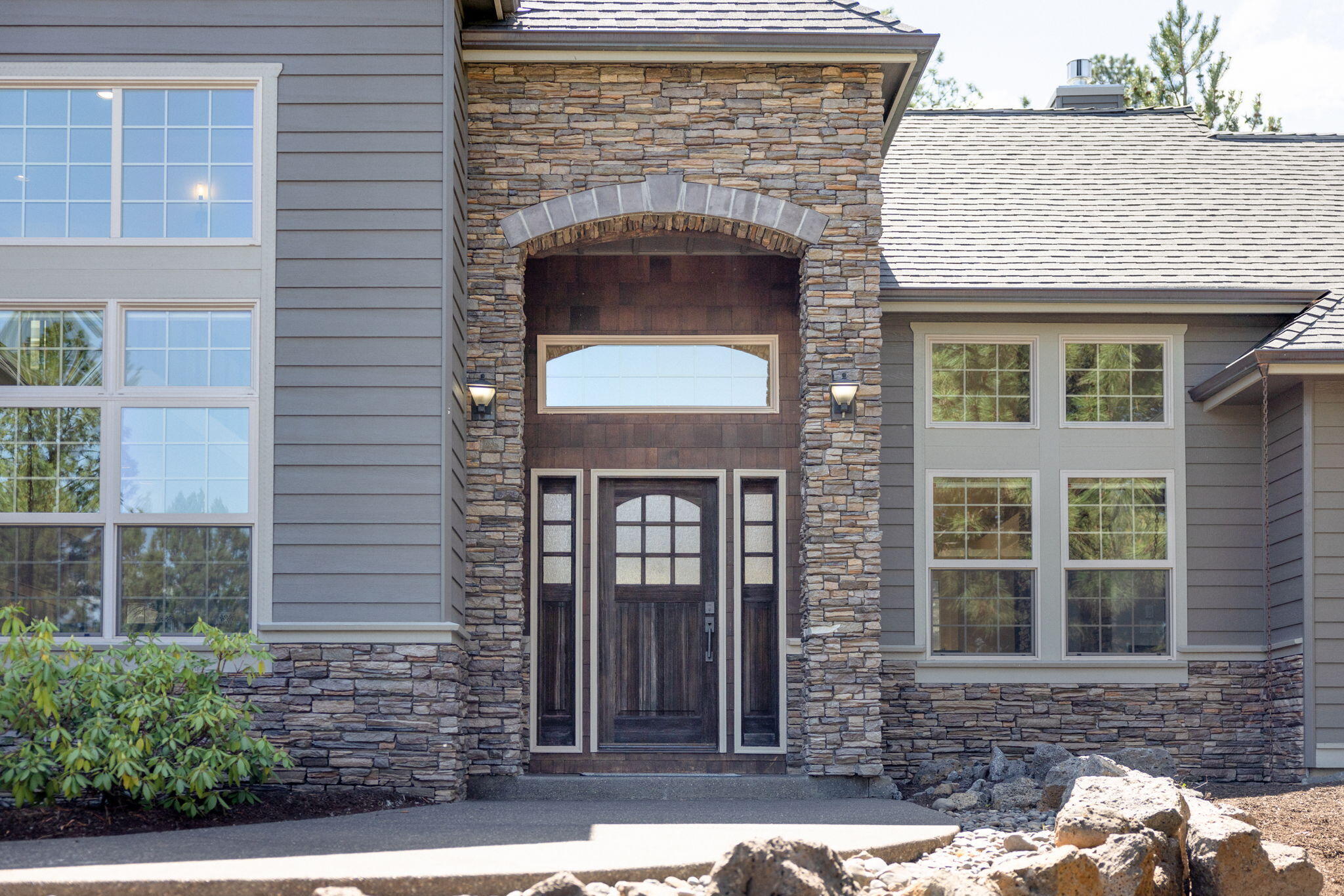 3193 NW Colonial Drive
