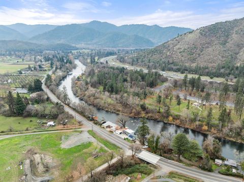 Tiny photo for 2400 Rogue River Highway, Gold Hill, OR 97525 (MLS # 220212702)