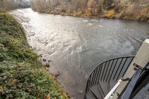 Tiny photo for 2400 Rogue River Highway, Gold Hill, OR 97525 (MLS # 220212702)