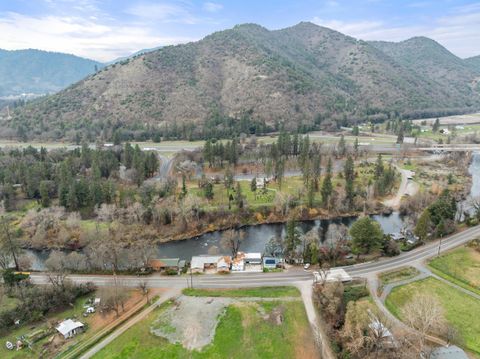 Tiny photo for 2400 Rogue River Highway, Gold Hill, OR 97525 (MLS # 220212702)