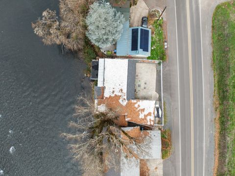 Tiny photo for 2400 Rogue River Highway, Gold Hill, OR 97525 (MLS # 220212702)