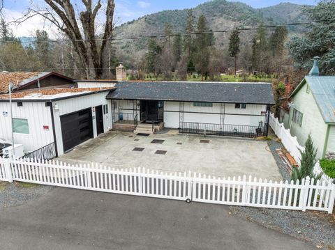 Tiny photo for 2400 Rogue River Highway, Gold Hill, OR 97525 (MLS # 220212702)