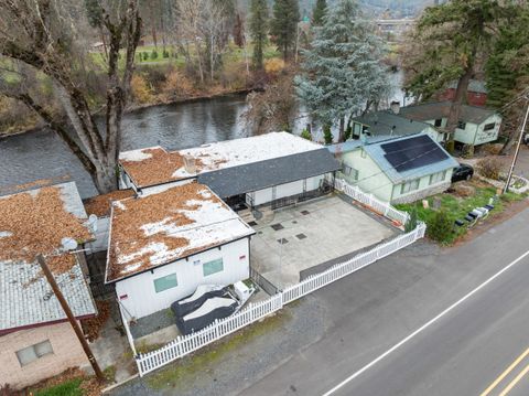 Tiny photo for 2400 Rogue River Highway, Gold Hill, OR 97525 (MLS # 220212702)