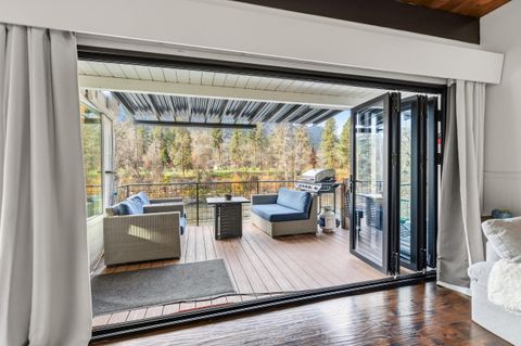 Tiny photo for 2400 Rogue River Highway, Gold Hill, OR 97525 (MLS # 220212702)