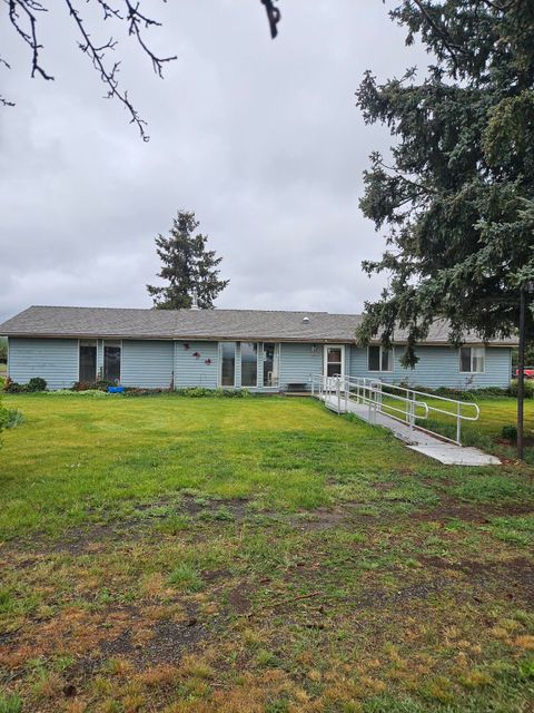 2929 SW Eureka Lane Madras OR 97741