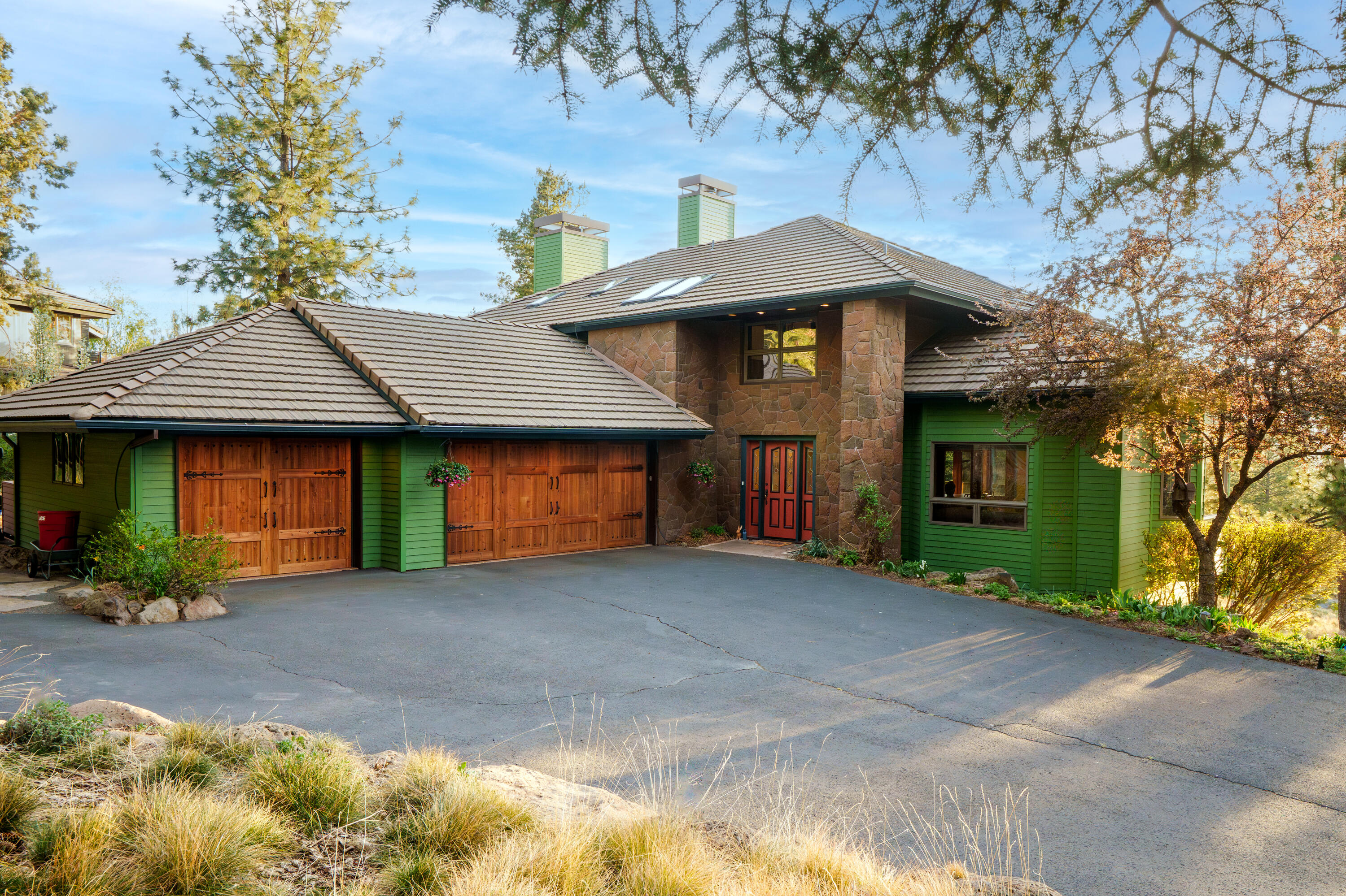 2889 NW Starview Drive