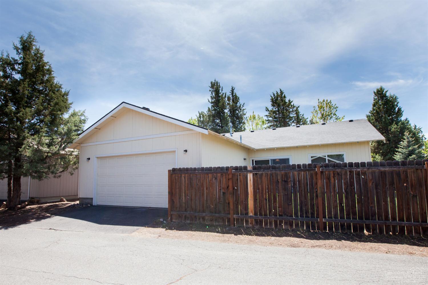 Larkspur - Residential