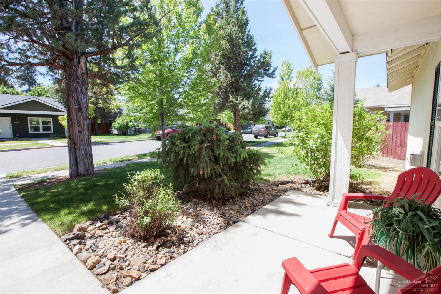Larkspur - Residential