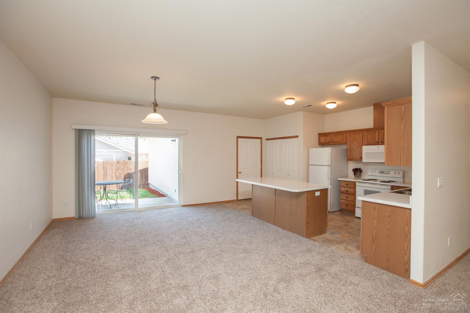 Larkspur - Residential