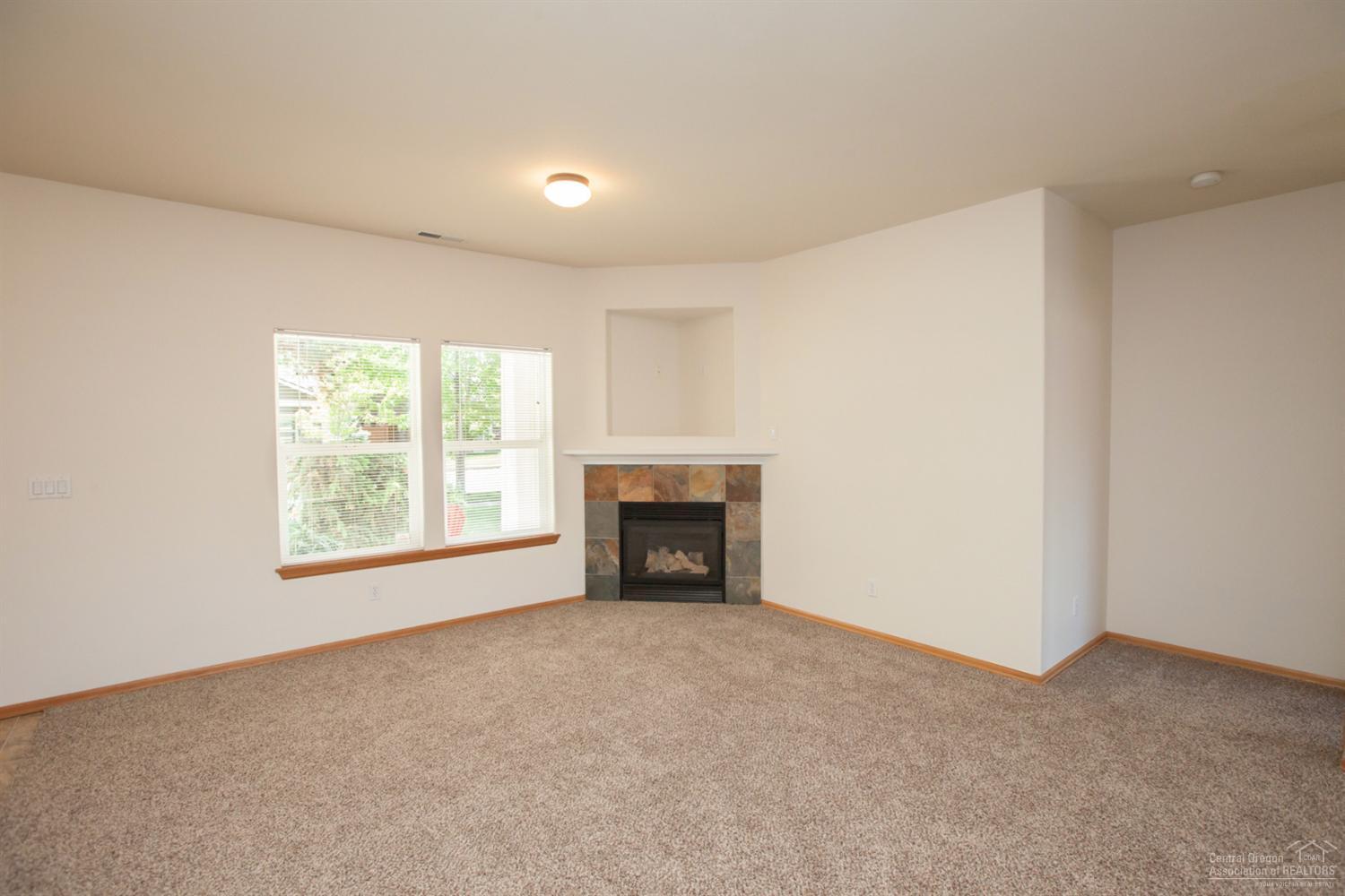 Larkspur - Residential