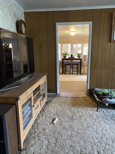 Tiny photo for 1313 Lynnewood Boulevard, Klamath Falls, OR 97601 (MLS # 220212311)