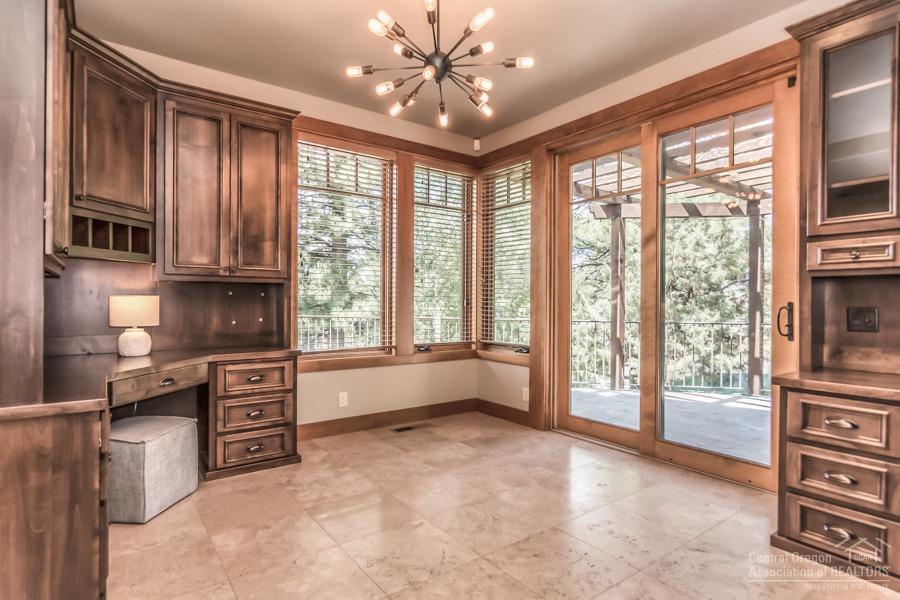 Awbrey Butte - Residential