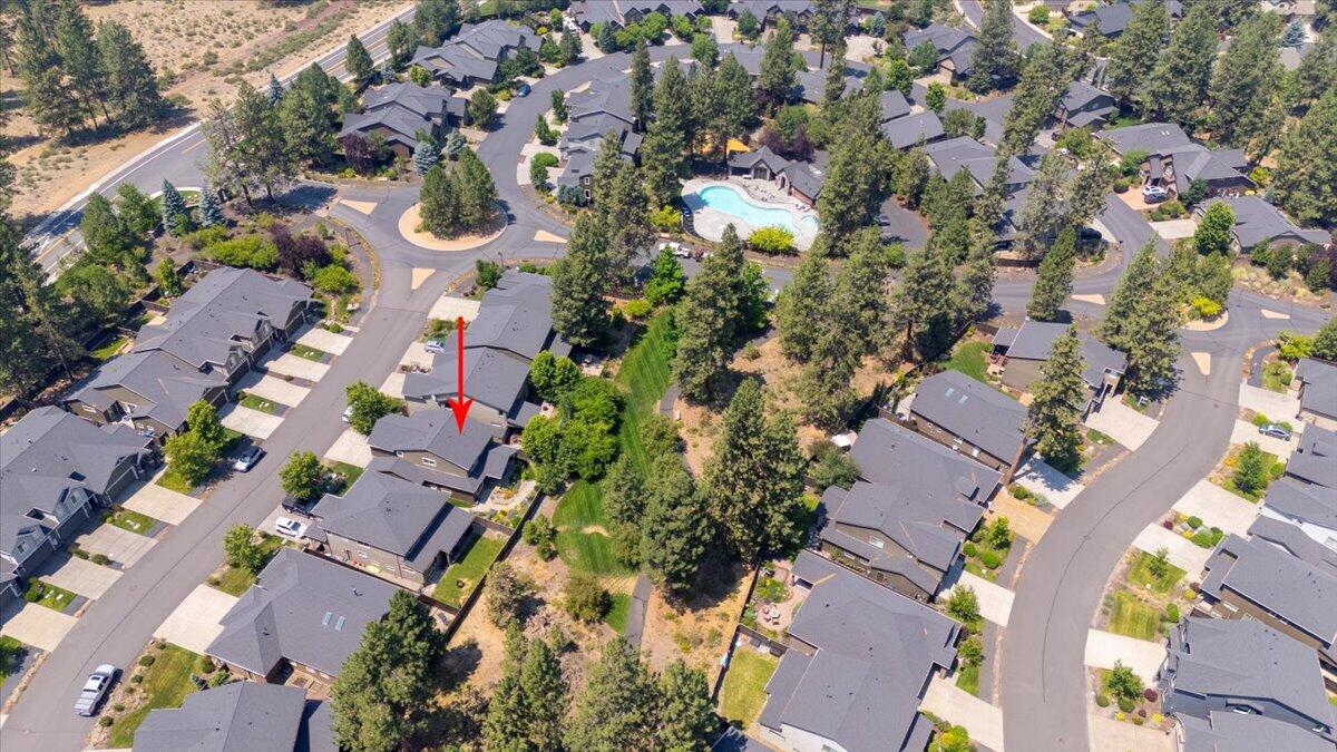 60342 SE Hedgewood Lane