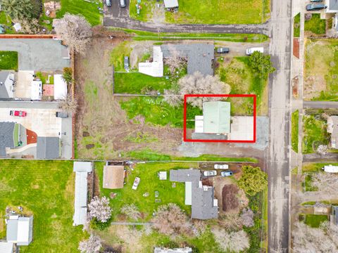 Tiny photo for 793 Marshall Avenue, Medford, OR 97501 (MLS # 220214022)