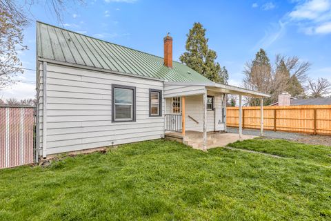 Tiny photo for 793 Marshall Avenue, Medford, OR 97501 (MLS # 220214022)