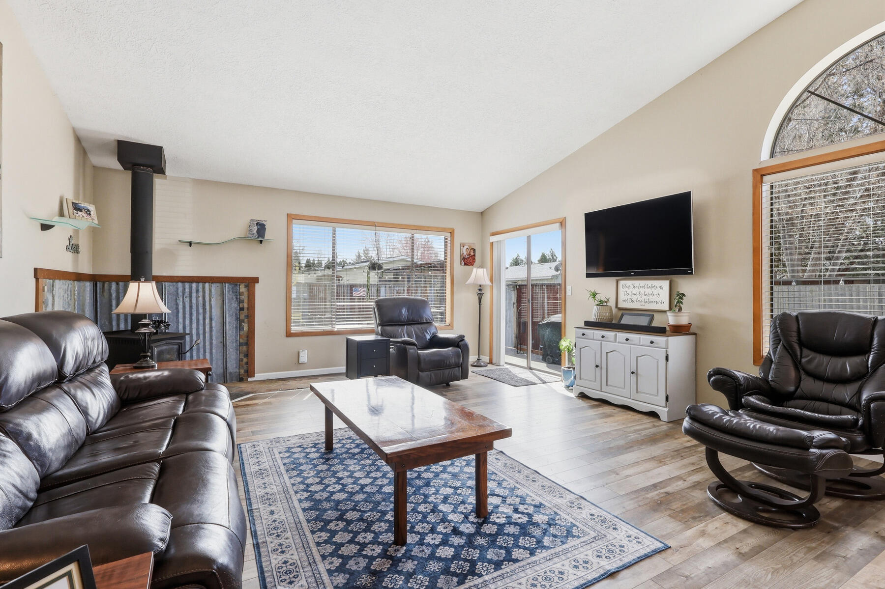 1449 SE Lostine Circle