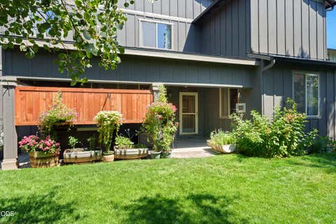 Tiny photo for 21183 Ritz Place, Bend, OR 97702 (MLS # 220226693)