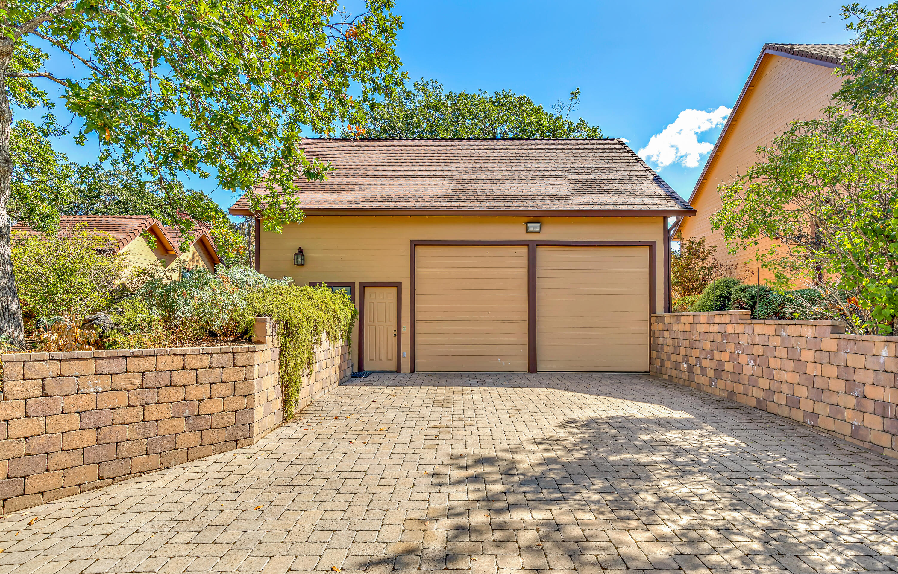 Sunny Oaks Subdivision - Residential