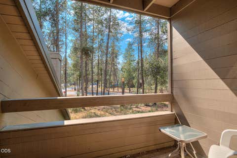 Tiny photo for 17636 Tennis Village Court #31, Sunriver, OR 97707 (MLS # 220226932)