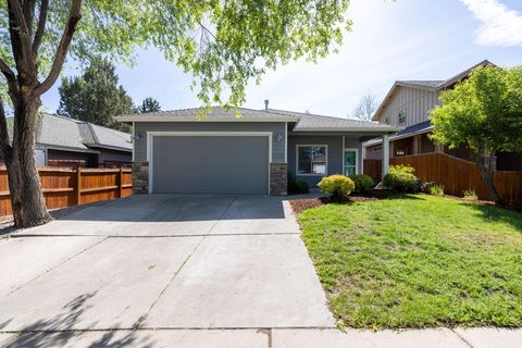1214 SW Wheeler Place Bend OR 97702