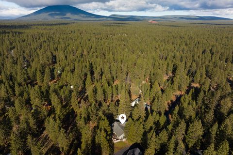 Tiny photo for 69341 Silver Spur Spur, Sisters, OR 97759 (MLS # 220212648)