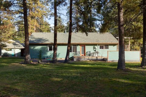 Tiny photo for 69341 Silver Spur Spur, Sisters, OR 97759 (MLS # 220212648)
