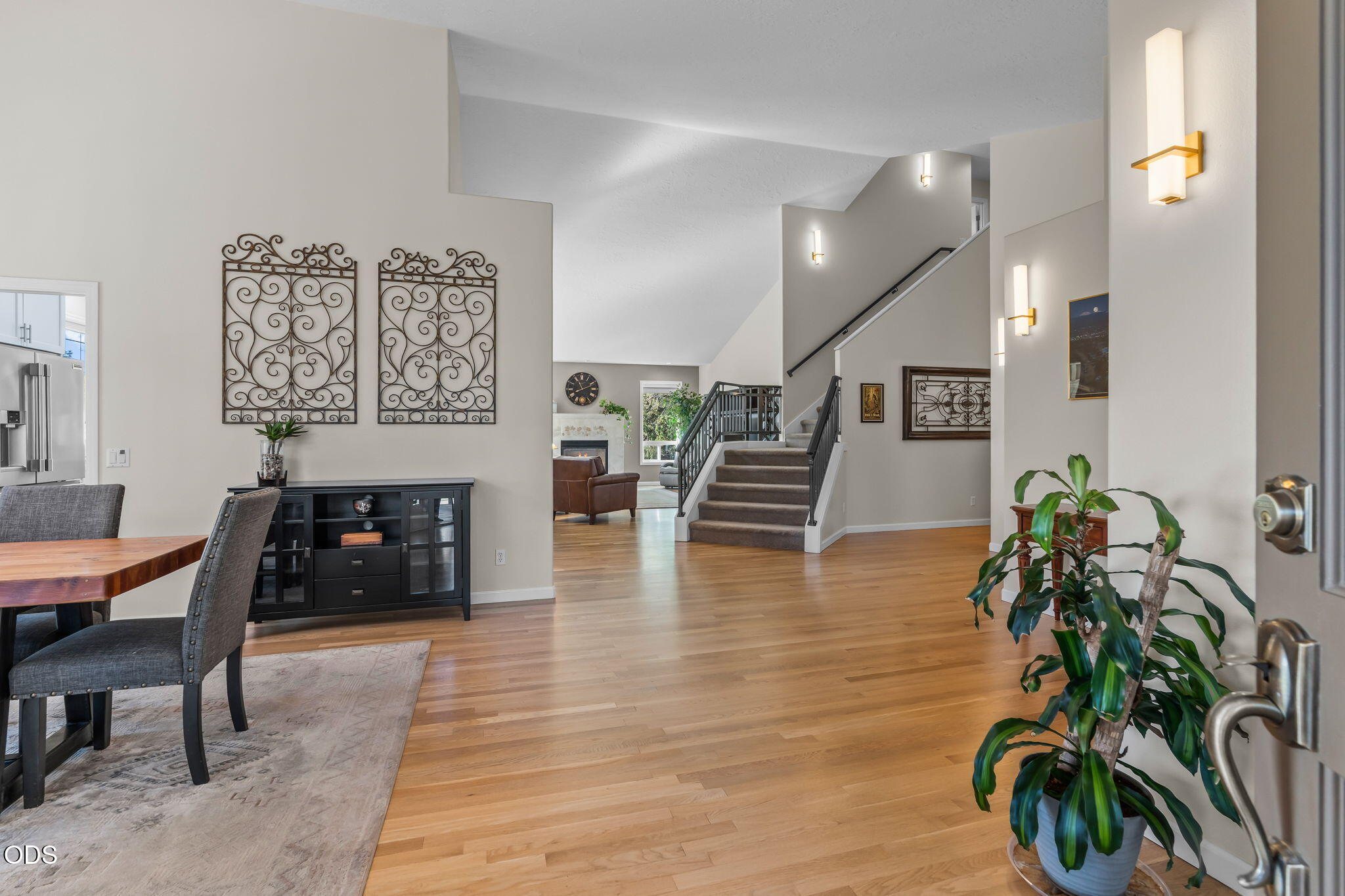 1154 NW Redfield Circle