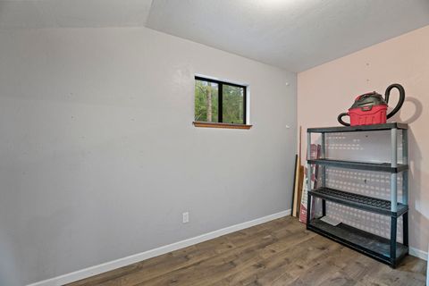 Tiny photo for 4866 Galice Road, Merlin, OR 97532 (MLS # 220212249)