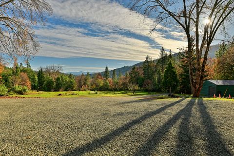 Tiny photo for 4866 Galice Road, Merlin, OR 97532 (MLS # 220212249)