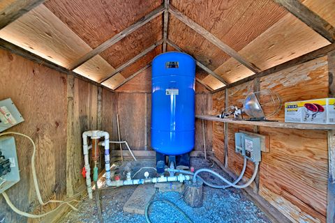 Tiny photo for 4866 Galice Road, Merlin, OR 97532 (MLS # 220212249)