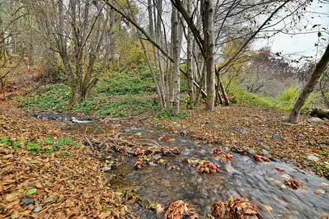 Tiny photo for 4866 Galice Road, Merlin, OR 97532 (MLS # 220212249)