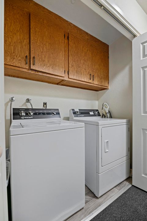 Tiny photo for 4866 Galice Road, Merlin, OR 97532 (MLS # 220212249)