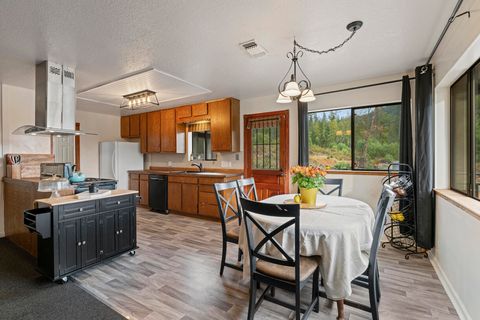 Tiny photo for 4866 Galice Road, Merlin, OR 97532 (MLS # 220212249)