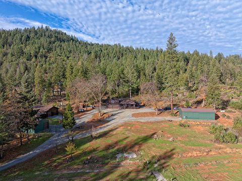 Photo of 4866 Galice Road, Merlin, OR 97532 (MLS # 220212249)