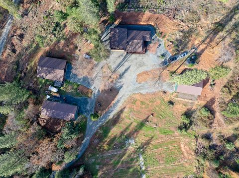 Tiny photo for 4866 Galice Road, Merlin, OR 97532 (MLS # 220212249)