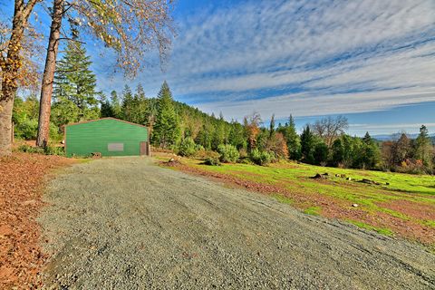 Tiny photo for 4866 Galice Road, Merlin, OR 97532 (MLS # 220212249)