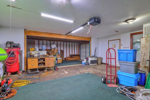 Tiny photo for 475 Penny Lane, Grants Pass, OR 97527 (MLS # 220224464)