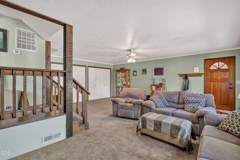Tiny photo for 475 Penny Lane, Grants Pass, OR 97527 (MLS # 220224464)