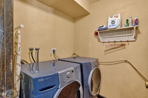 Tiny photo for 475 Penny Lane, Grants Pass, OR 97527 (MLS # 220224464)