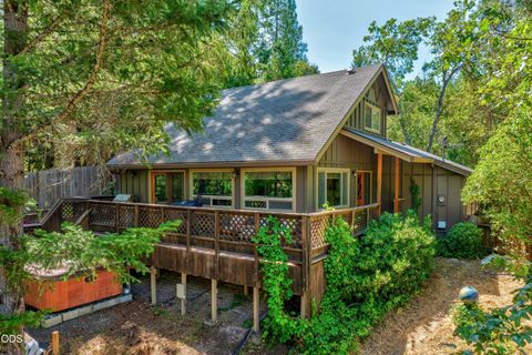Tiny photo for 475 Penny Lane, Grants Pass, OR 97527 (MLS # 220224464)