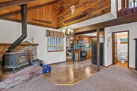 Tiny photo for 475 Penny Lane, Grants Pass, OR 97527 (MLS # 220224464)
