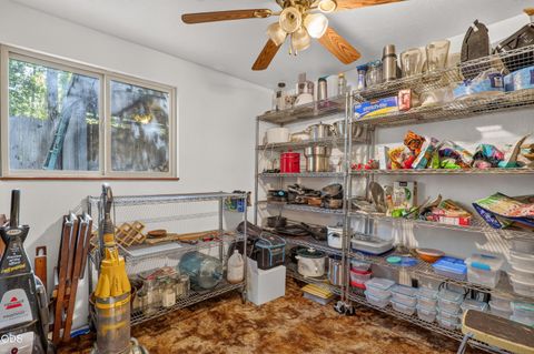 Tiny photo for 475 Penny Lane, Grants Pass, OR 97527 (MLS # 220224464)