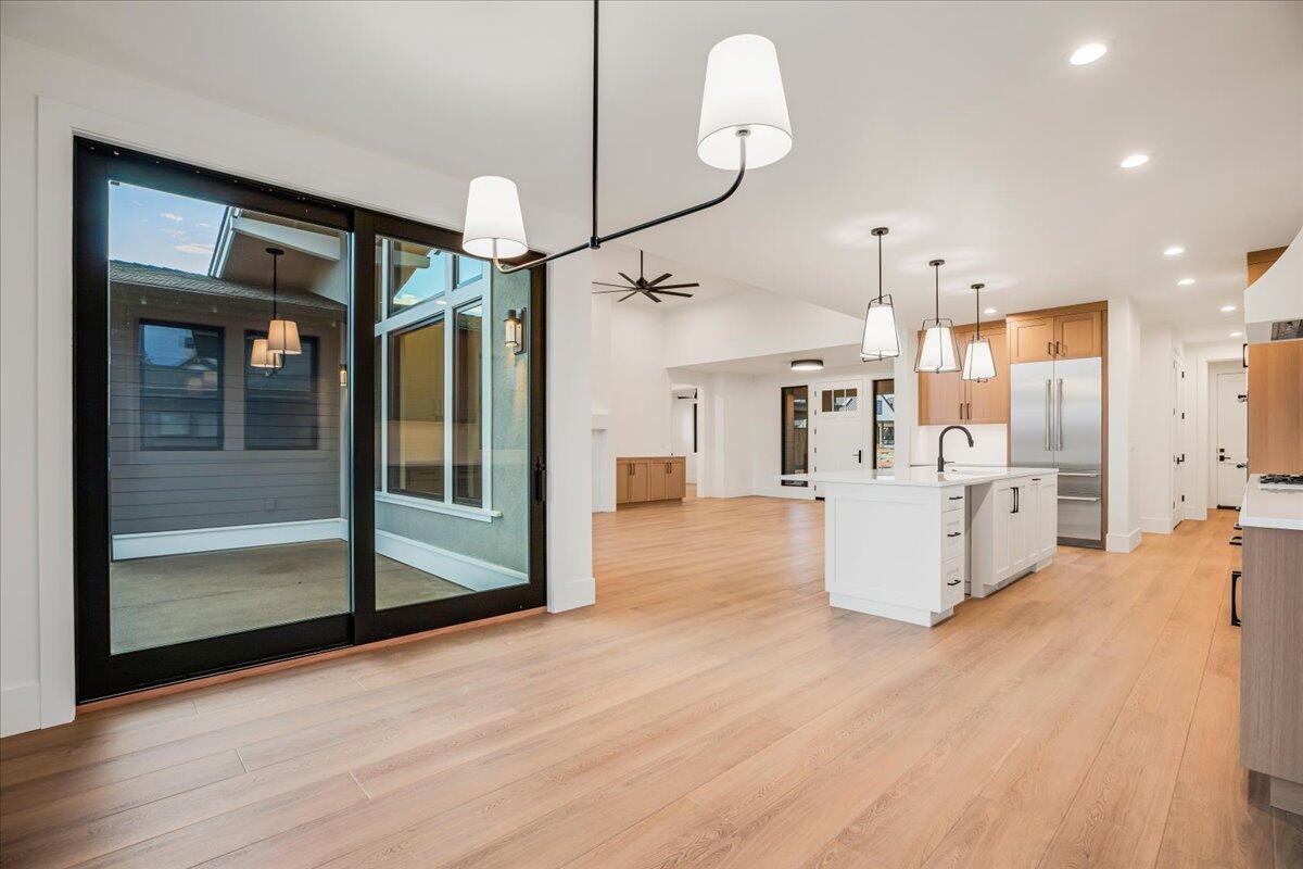 Discovery West Phase 4 - Residential