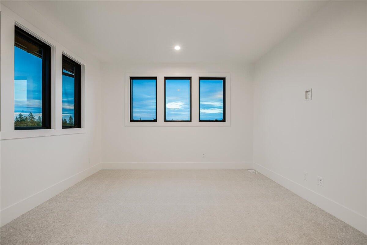 Discovery West Phase 4 - Residential