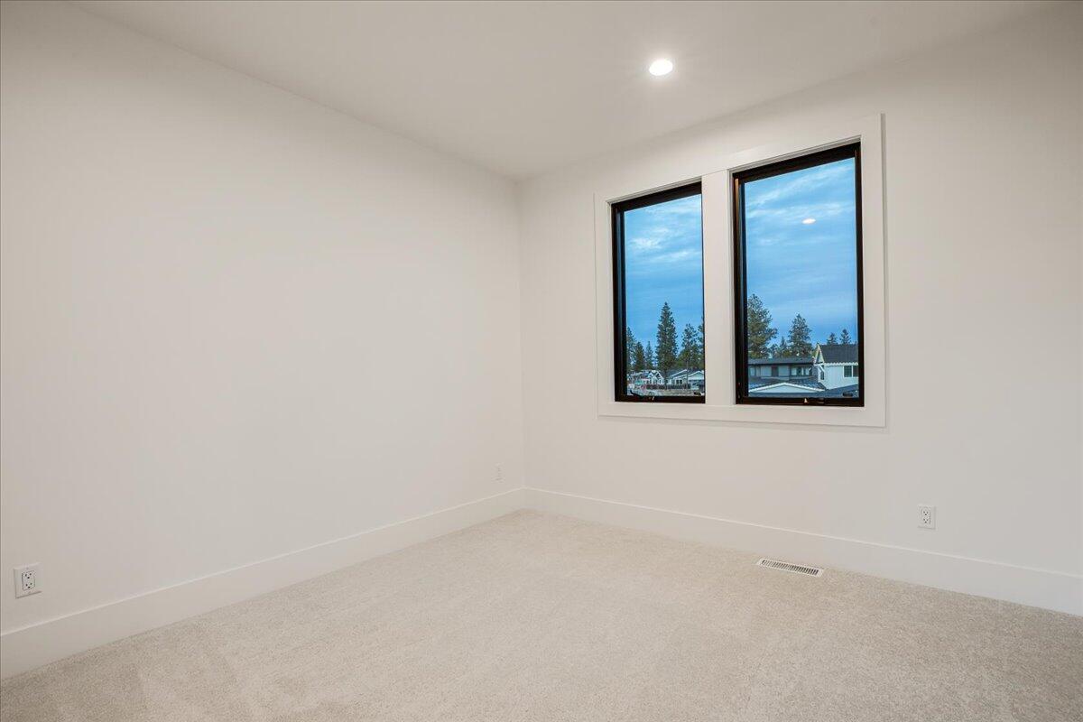 Discovery West Phase 4 - Residential