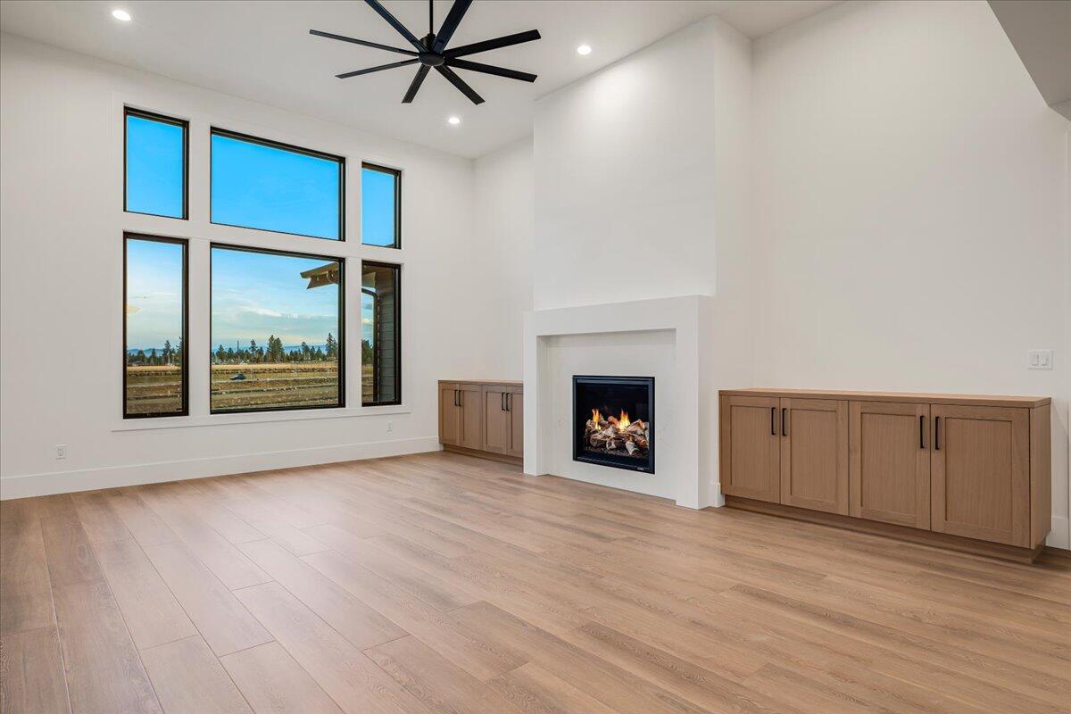 Discovery West Phase 4 - Residential