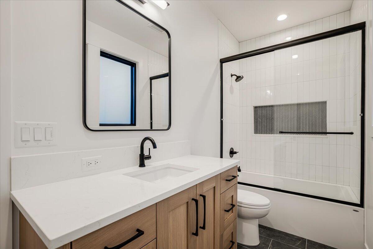 Discovery West Phase 4 - Residential