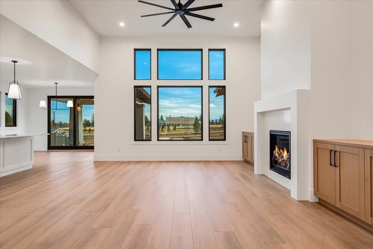 Discovery West Phase 4 - Residential