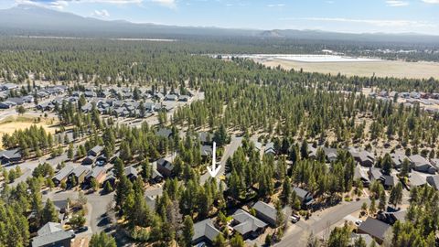 Tiny photo for 16569 Beesley Place, La Pine, OR 97739 (MLS # 220218719)